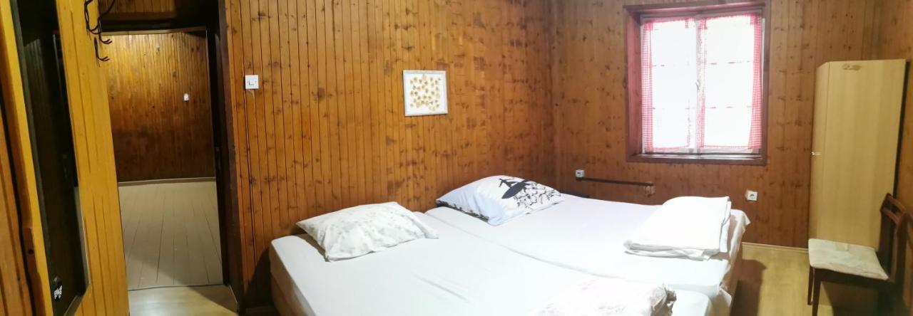 Great Mountain B&B Platak Экстерьер фото